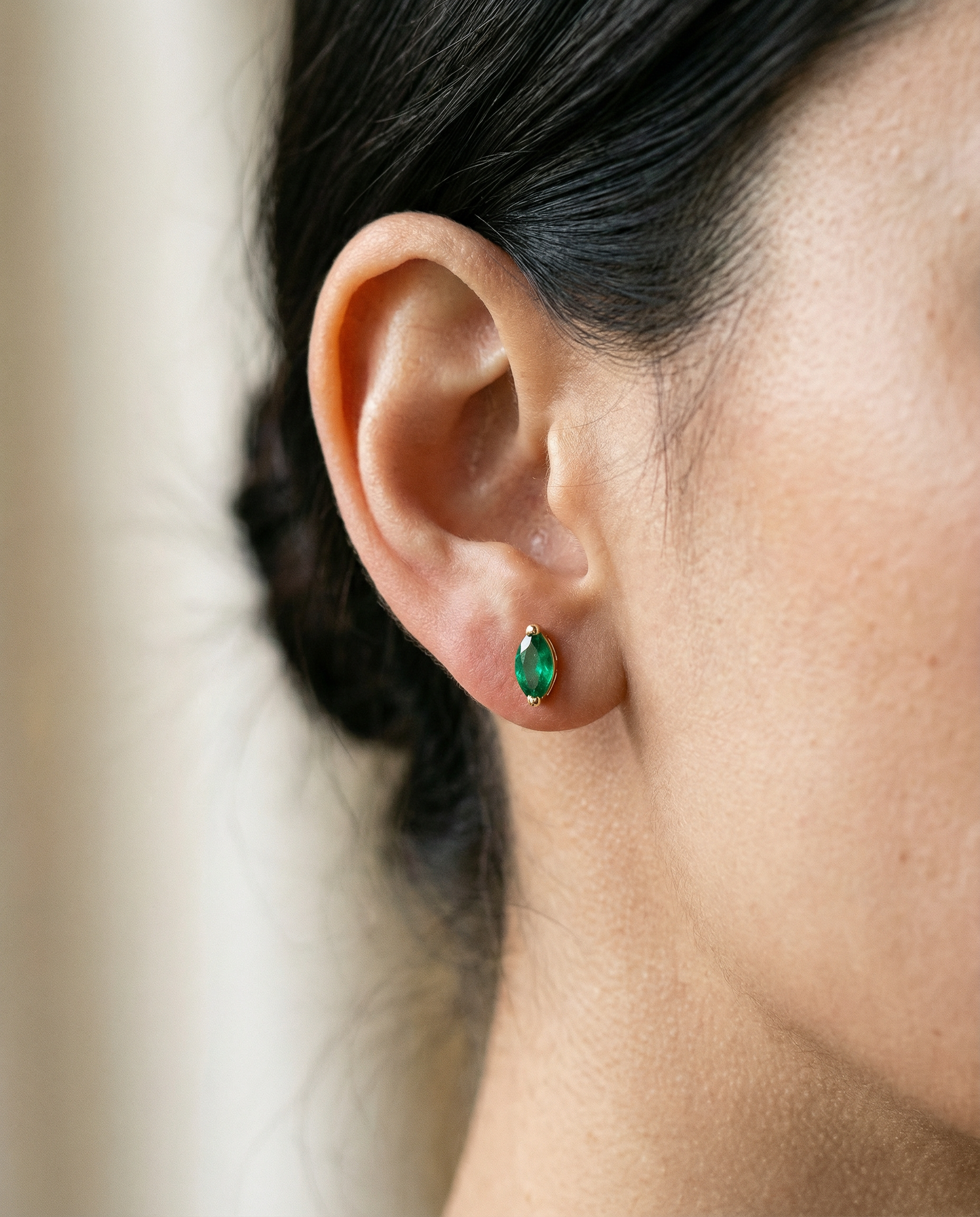 Emerald Stud Earring