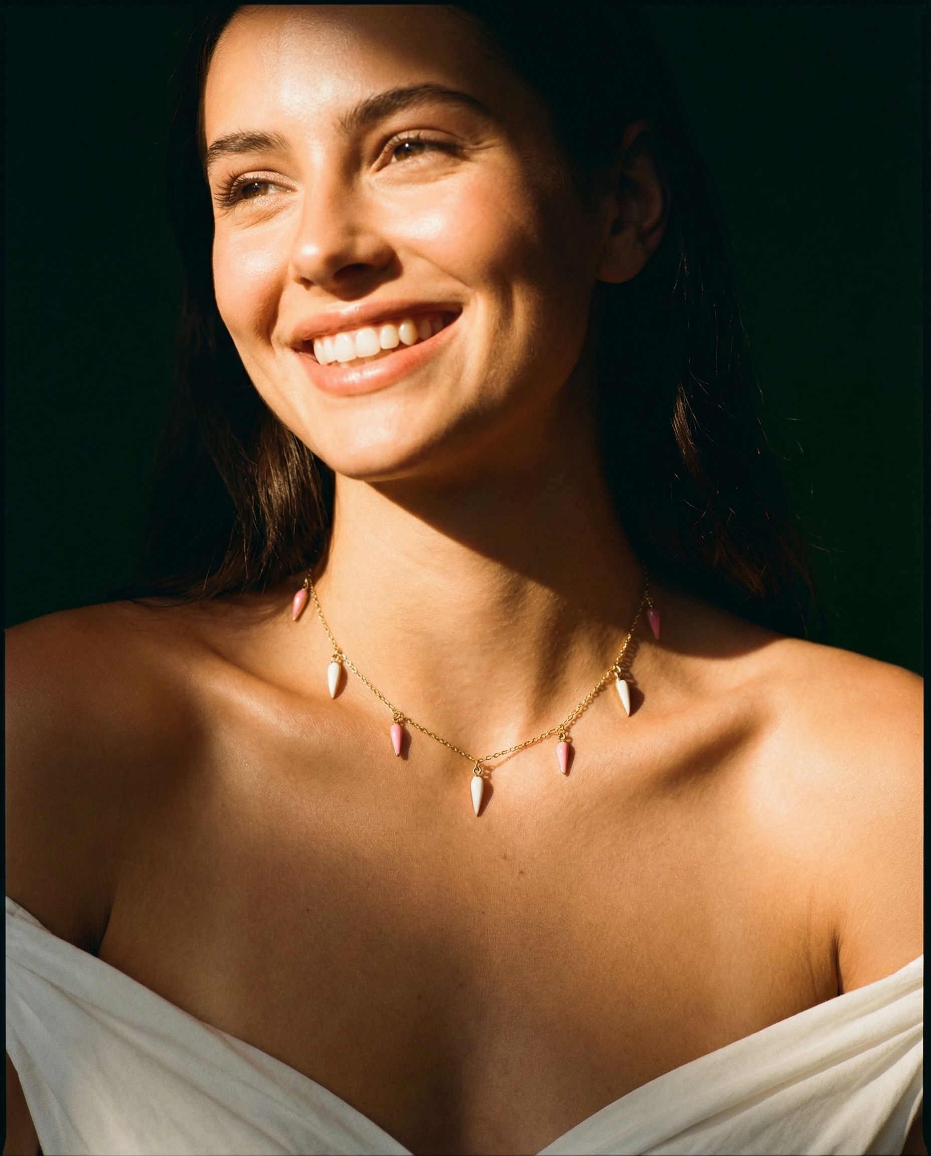 Chili pink & white Necklace