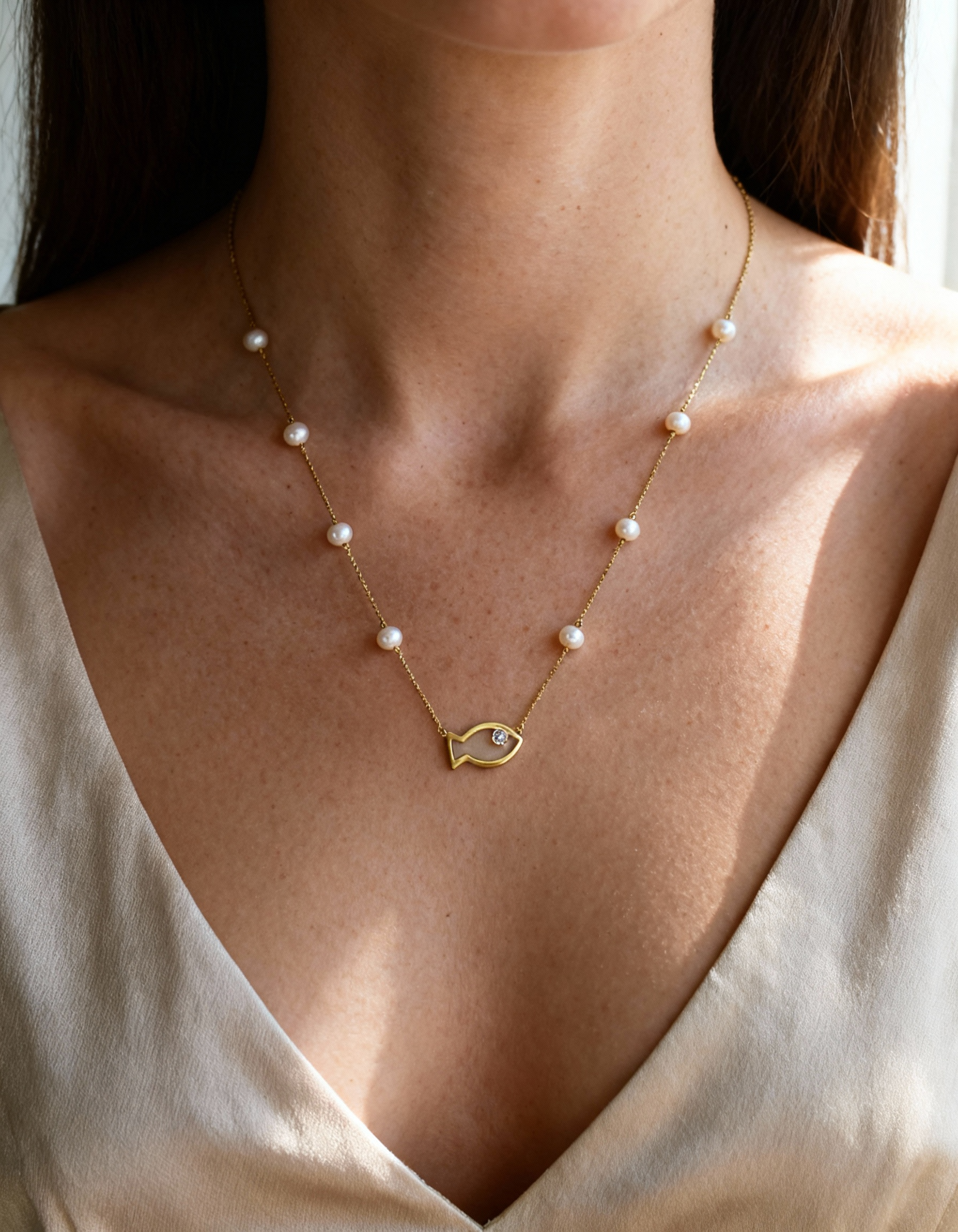 Pearly Fish Necklace