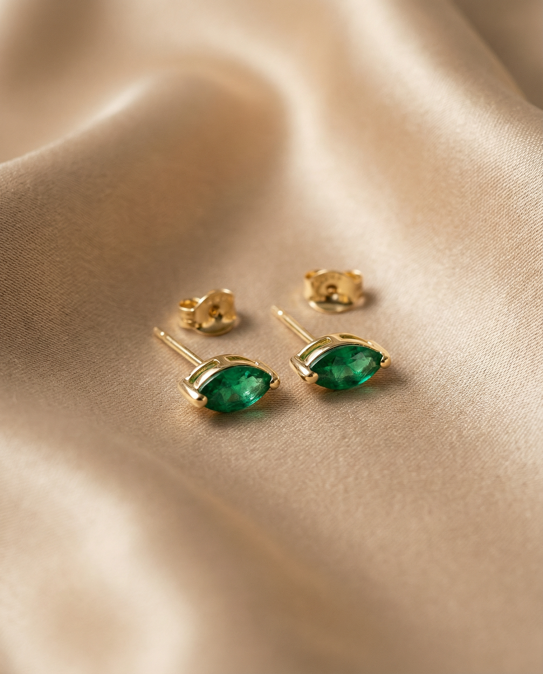 Emerald Stud Earring