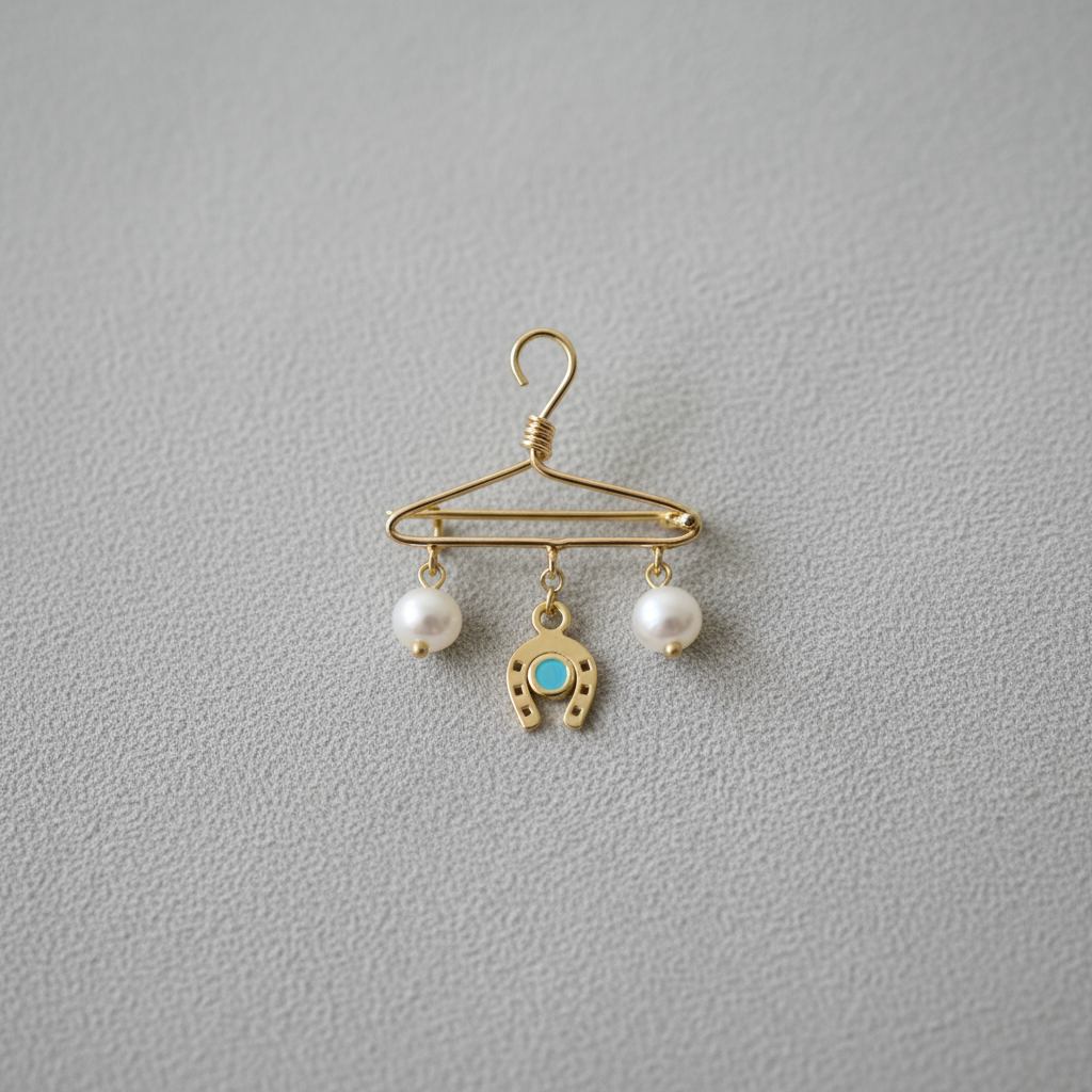 Horseshoe Blessing Hanger Pin