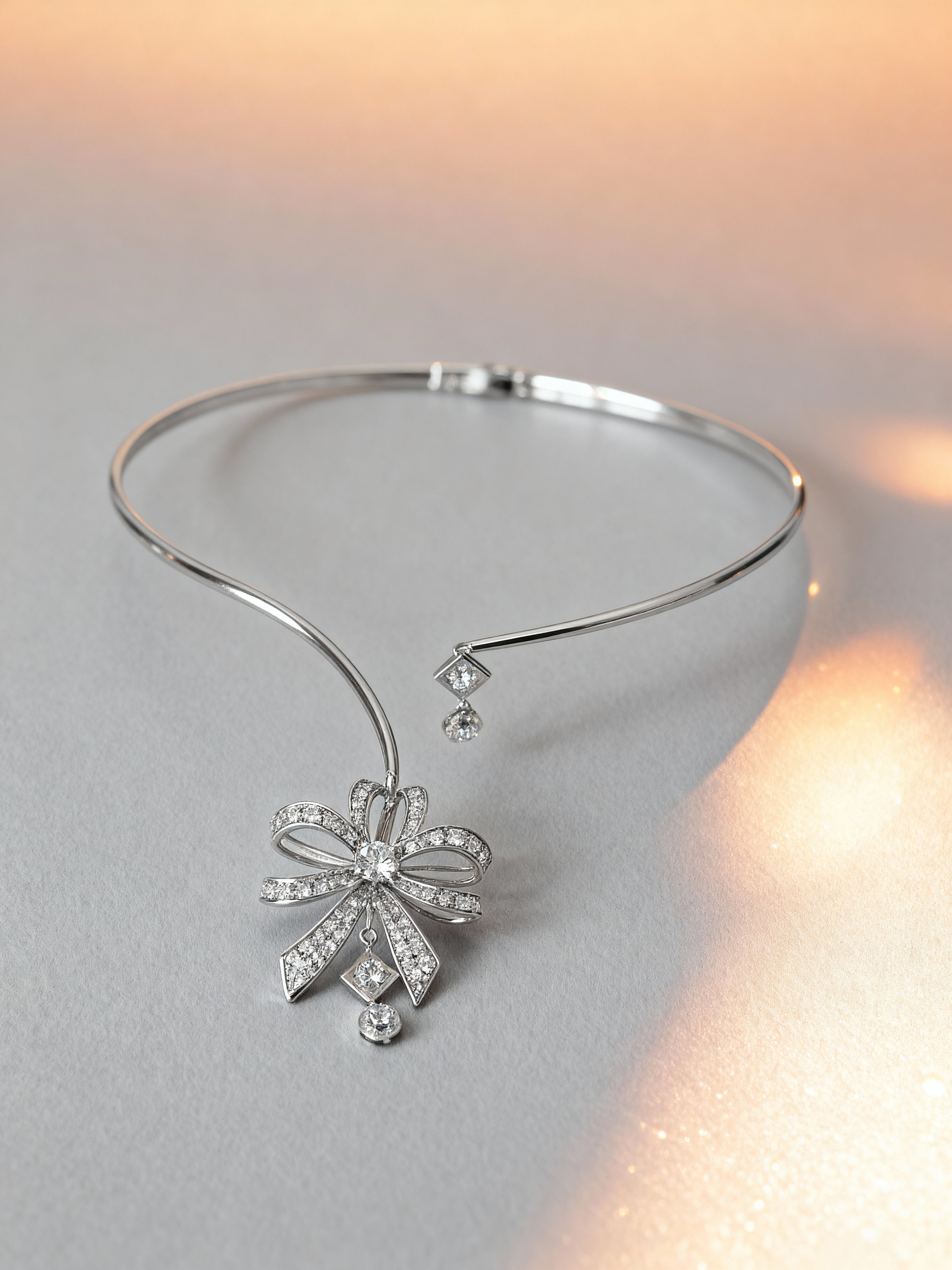 Elegance Ribbon Necklace